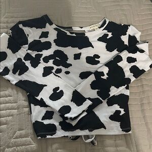 Stylish Black and White Cow Print Long Sleeve Tee
